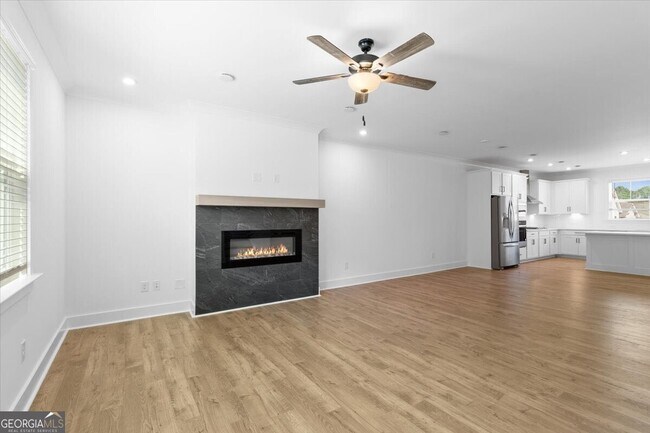 Building Photo - 3376 Macaiva Aly