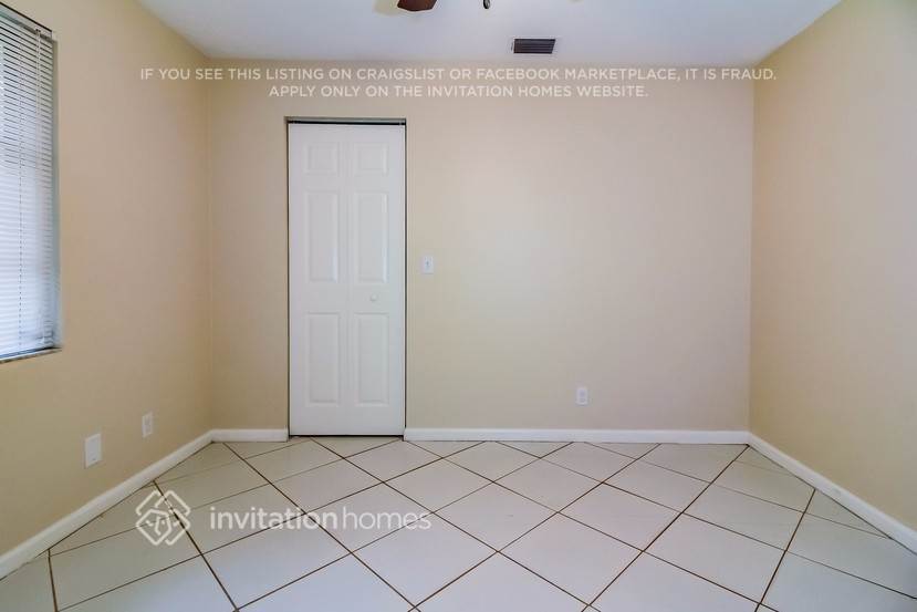 Building Photo - 120 Miramar Ave