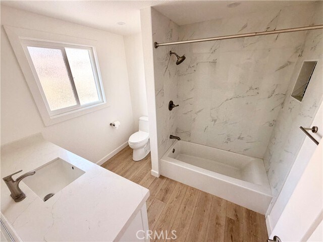 Building Photo - 112 E Avenida San Gabriel