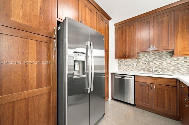 Building Photo - 7120 SW 58th St