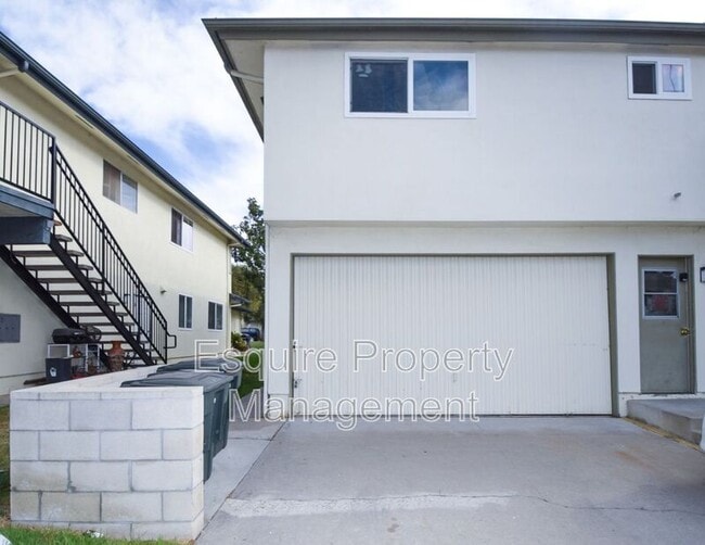 Building Photo - 1131 Carlsbad Pl