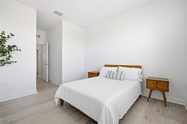 Building Photo - 14303 Pine Lodge Ln