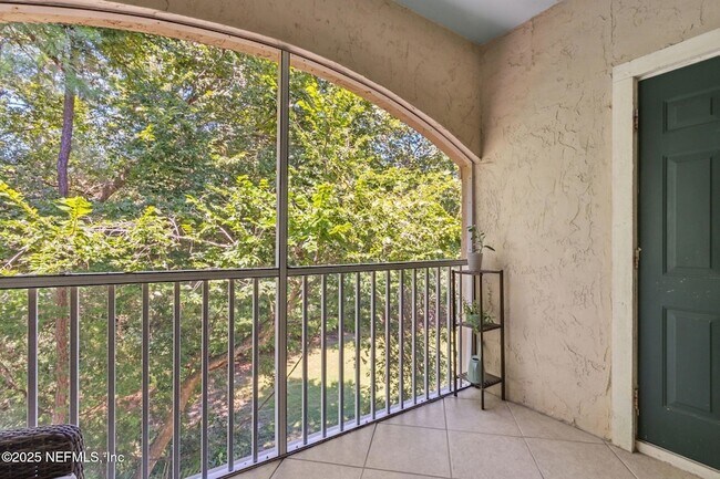 Building Photo - 160 Veracruz Dr