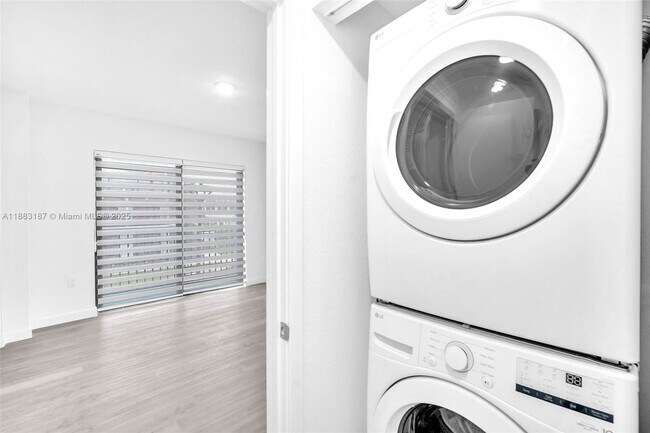 Building Photo - 14507 SW 261st St