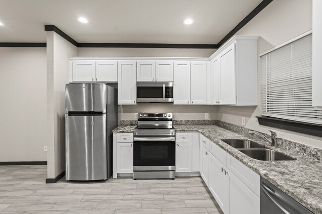 Building Photo - 4802 Cruse Rd