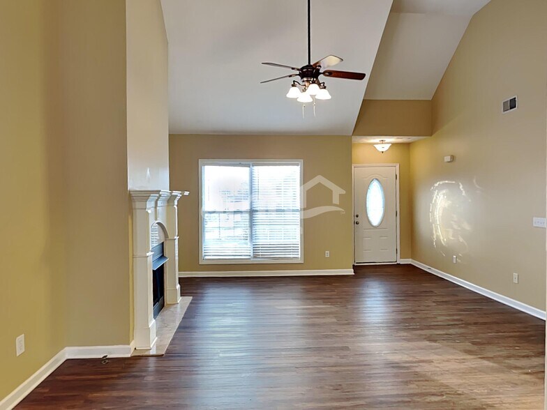 Building Photo - 435 Rocky Crest Dr