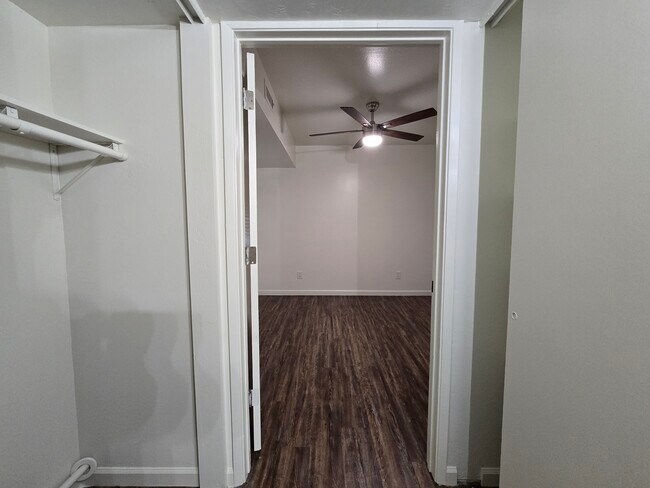 Building Photo - M&J Properties 161