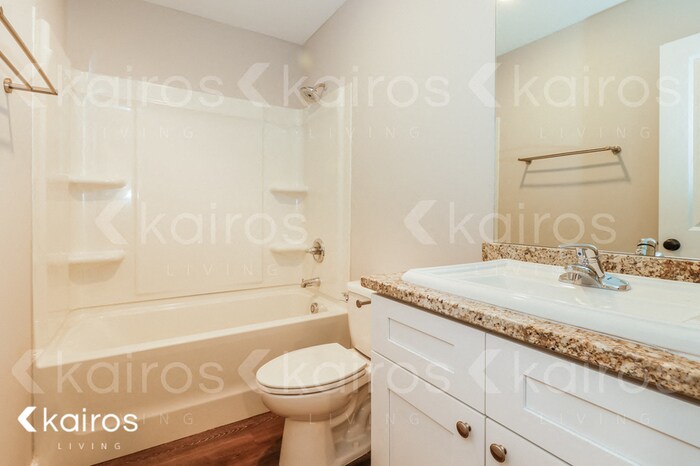 Building Photo - 126 Cottage Grove Rd