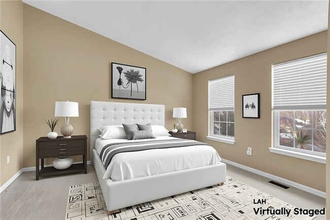 Building Photo - 704 Park Plaza E