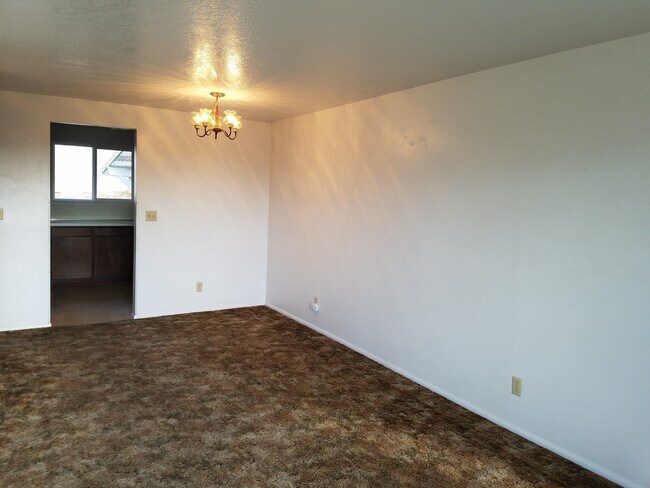 Dining area/Living Room - 110 N Dean St