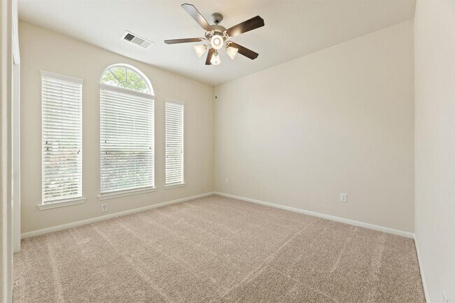 Building Photo - 21318 Cypress River Oak Dr