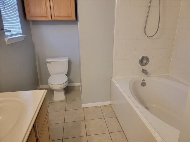 Building Photo - 17054 Applecross Ln