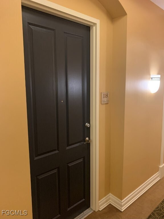 Building Photo - 2825 Palm Beach Blvd