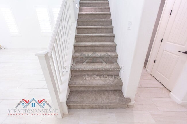 Building Photo - 959 W Zion Pl