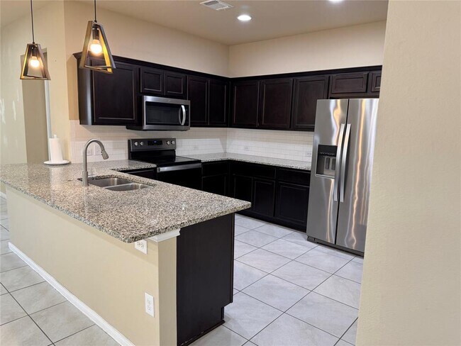 Building Photo - 3108 Armidale Dr