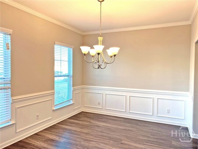 Building Photo - 83 Crystal Lake Dr
