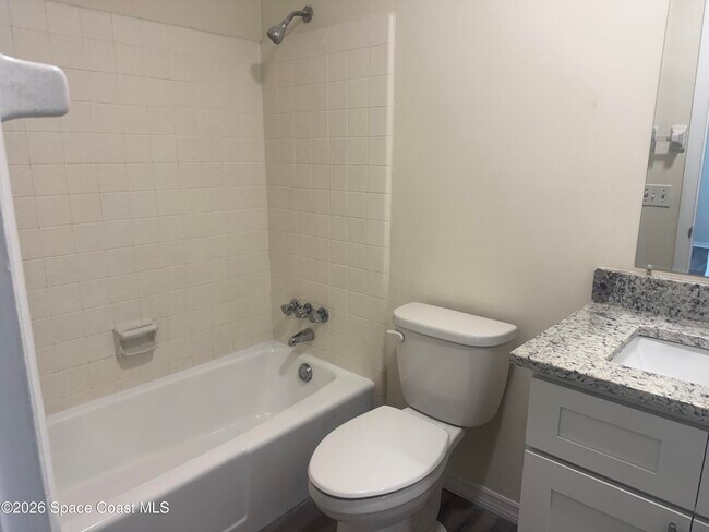 Building Photo - 2780 Floresta Dr NE