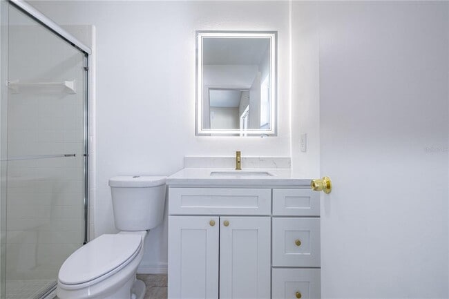 Building Photo - 13237 Greenpointe Dr