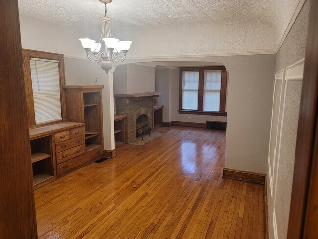 Building Photo - 2634 N 24th St