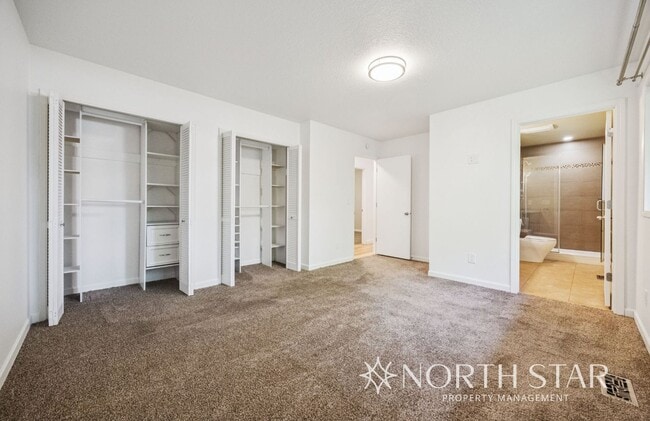 Building Photo - Beautiful Lake Oswego Ranch Home in Red Fo...