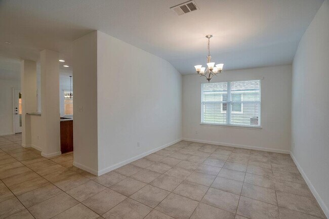 Building Photo - 30126 Bumble Bee Dr