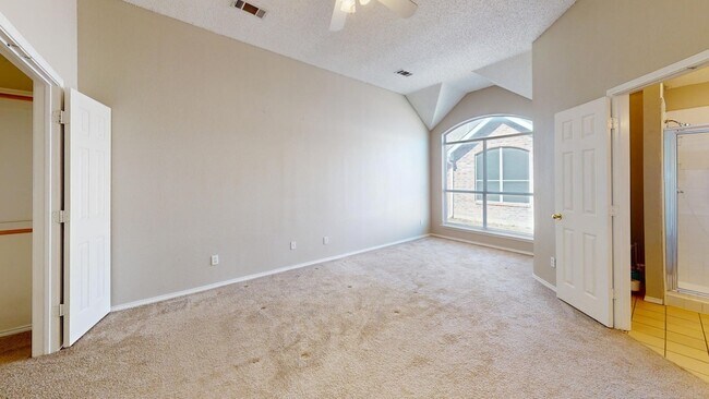 Building Photo - 7812 Silver Sage Dr