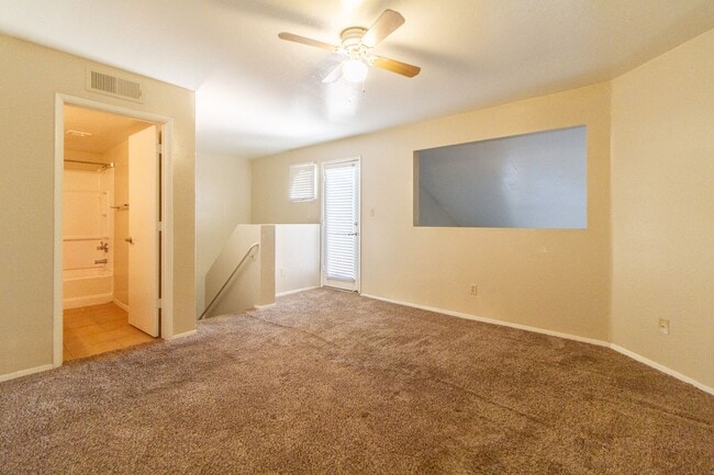 Building Photo - * COMING SOON * Great 2 bed/2 bath Condo i...