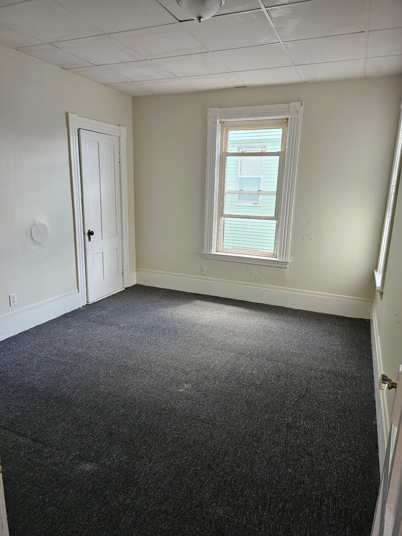 Building Photo - 37 Vernon St