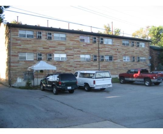 Building Photo - 1868 Augusta Dr