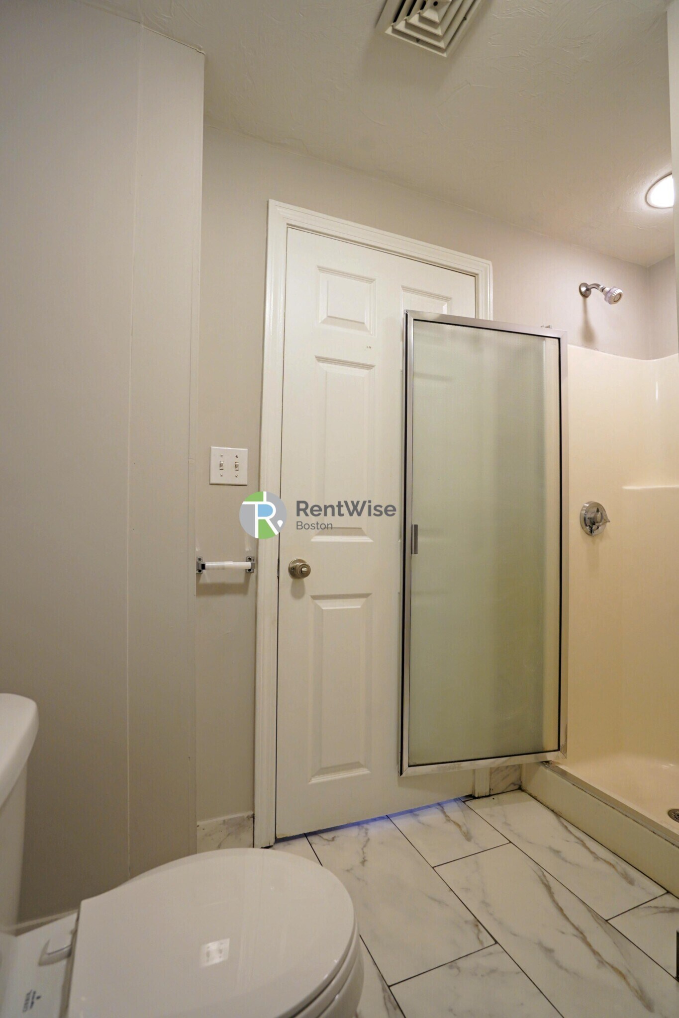 Building Photo - 146 Chiswick Rd