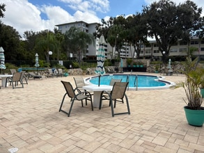 Building Photo - 1235 S Highland Ave