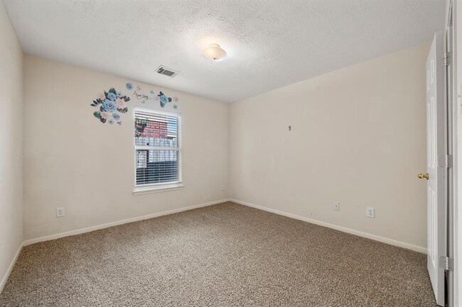 Building Photo - 16627 Sperry Gardens Dr