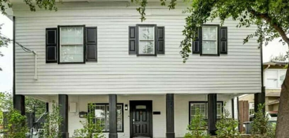 Primary Photo - 401 N Polk St