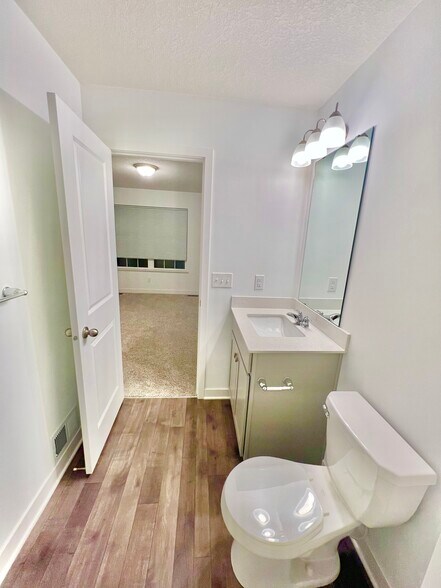 Building Photo - 11204 Balsam Pointe Trl