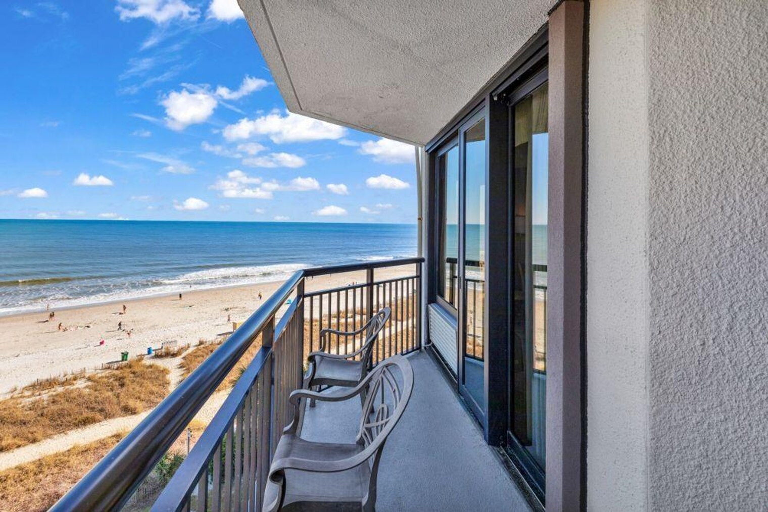 Building Photo - 2710 N Ocean Blvd