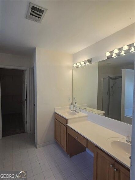 Building Photo - 12755 Morningpark Cir