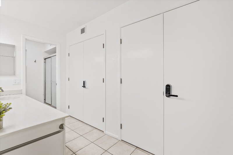 Building Photo - 9632 N 58th Ln