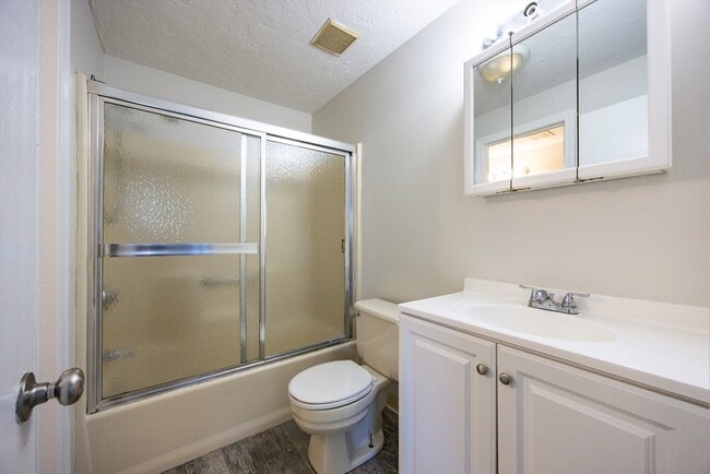 Building Photo - 63 Trailside Way