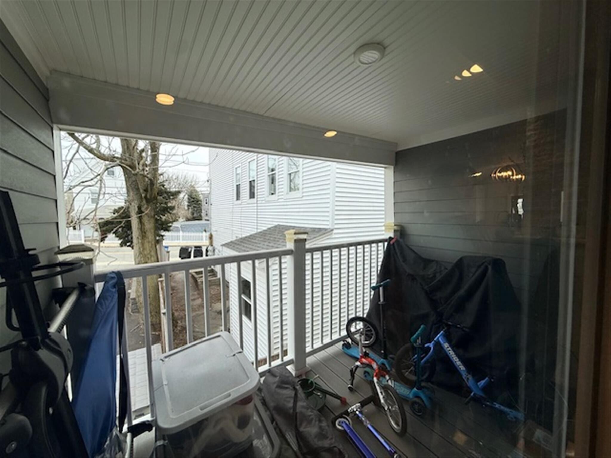 Building Photo - 3 Village St