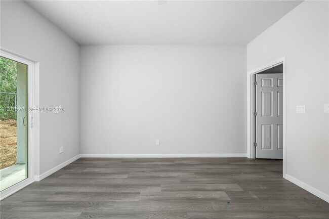 Building Photo - 1481 Las Villas Blvd