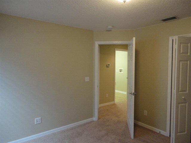 Building Photo - 4937 Whistling Pines Ct