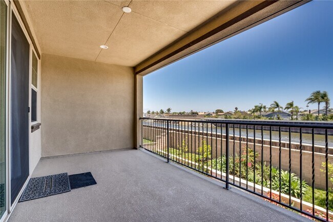 Building Photo - 5192 Goldenrod Cir