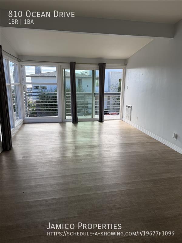 Building Photo - 810 Ocean Dr