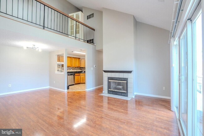 Building Photo - 8304 Tamarron Dr