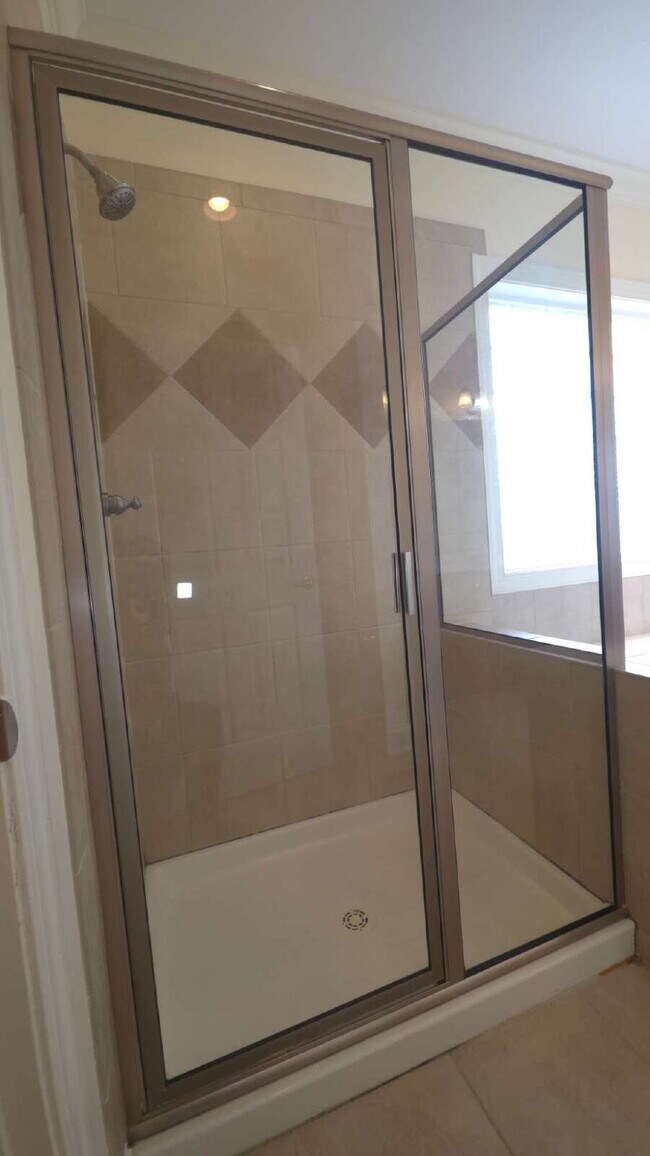 Building Photo - Resort Living. Fort Bragg Close. This is the One.