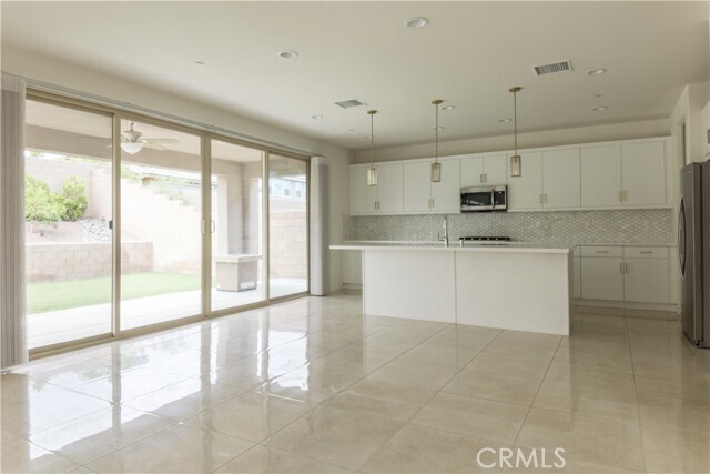 Building Photo - 35963 Bertain Dr