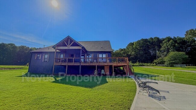 Building Photo - 19 Paschal Rd