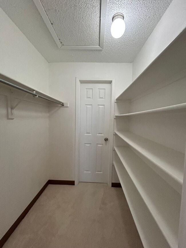 Building Photo - 2 BR/1 BA Condo in Desirable Area of Wesminster, CO