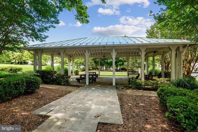 Building Photo - 20238 Portsmouth Blvd