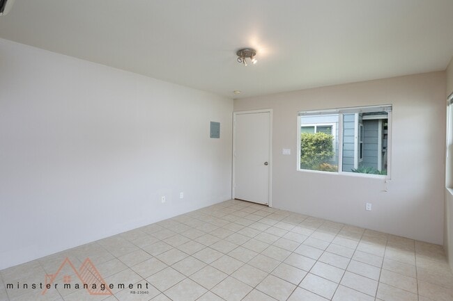 Building Photo - 91-1011 Kai Lea Street - S